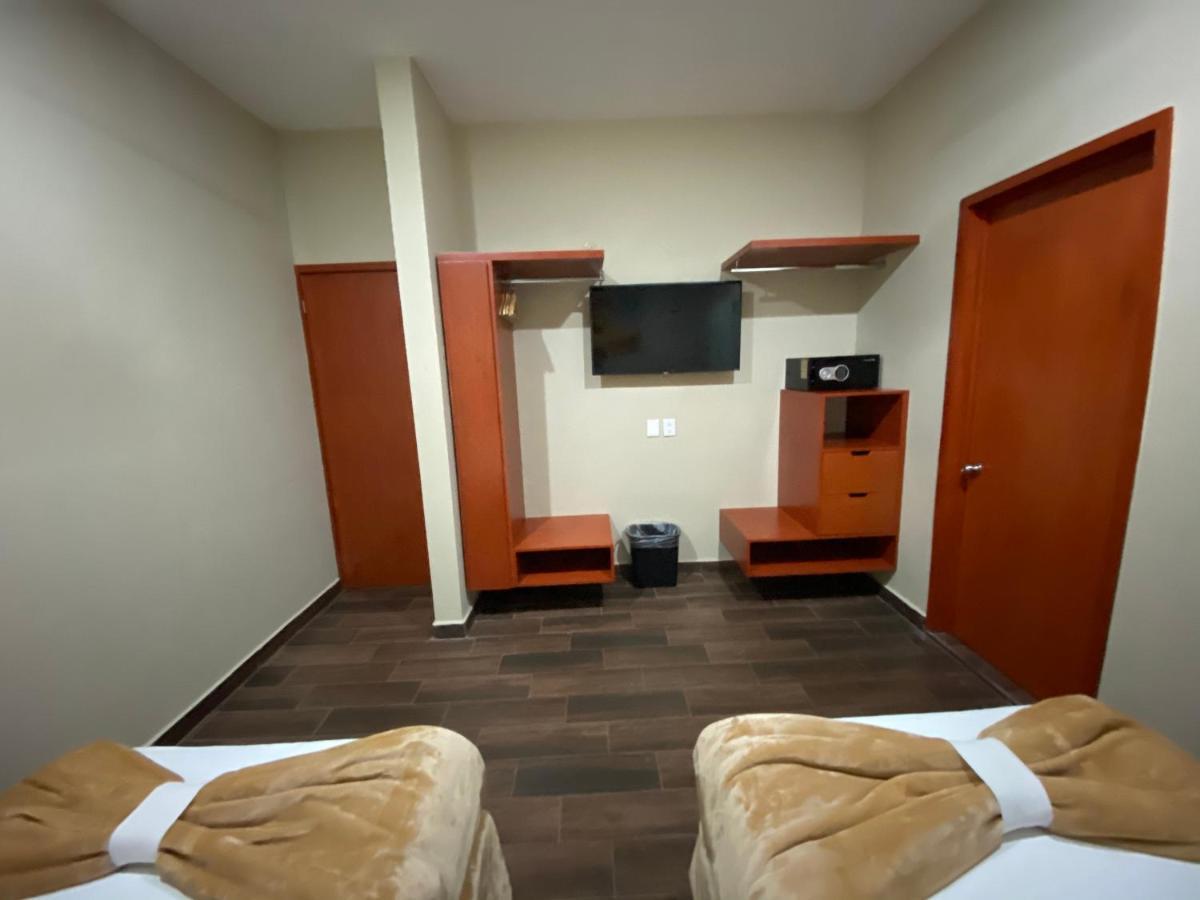 La Lola Hotel&Suites Mazatlán Esterno foto